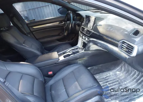 2020 Honda Accord Sport 2.0T from USA, damaged, VIN 1HGCV2F3XLA013351